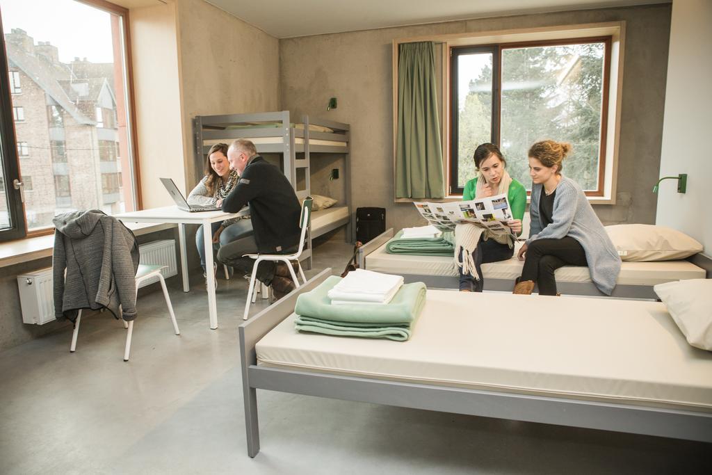 Hostel Groeninghe Кортрейк Номер фото